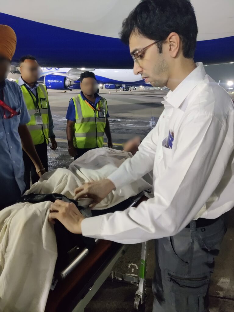 Evergreen - Health 
Medical Escort & Commercial Stretcher Services Worldwide