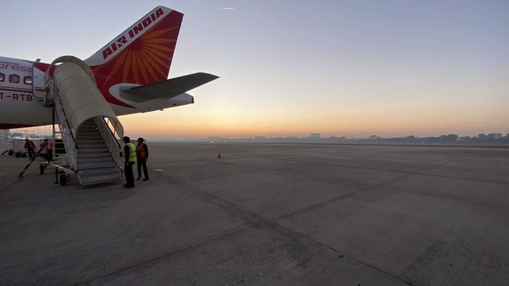 Medical Escort & Commercial Stretcher Services Worldwide