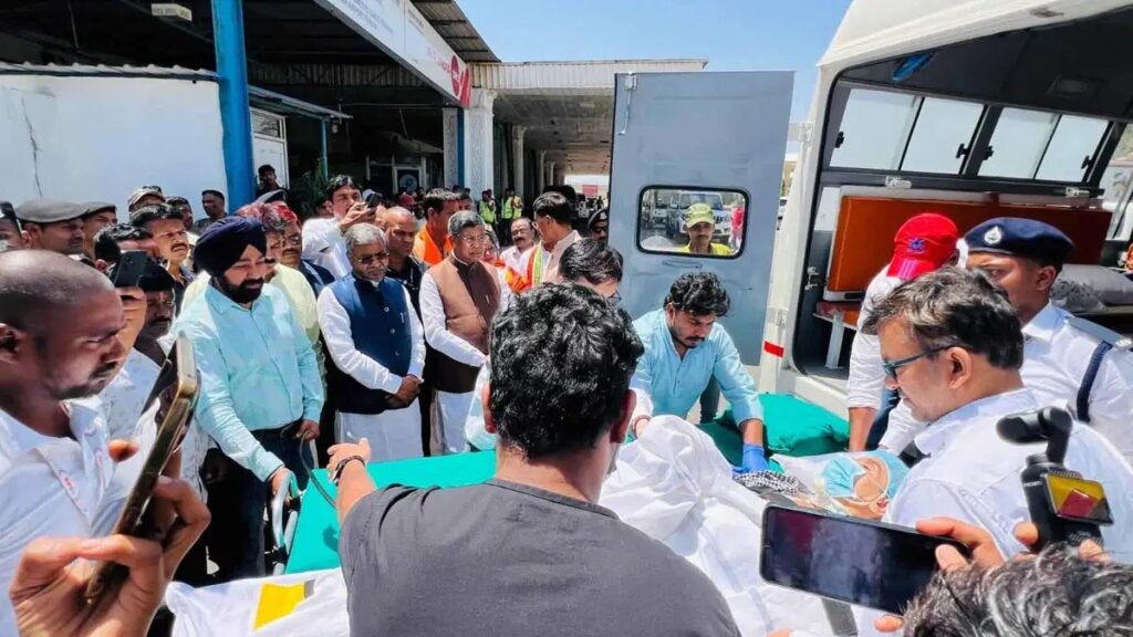 Evergreen - Health 
Medical Escort & Commercial Stretcher Services Worldwide